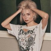 Nina Nesbitt