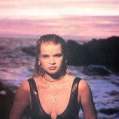 MT_89_02_lizzie_tear_large.jpg