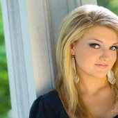 Samantha Landrum 
