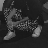 b/w
