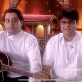 wow-jeet-ganguli-and-pritam-composed-music-for-mere-yaar-ki-v0-h0dc023oy9da1.jpg