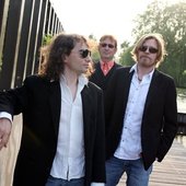 sun travellers.jpg