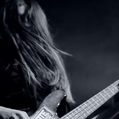 Windrunner - Bass guitars