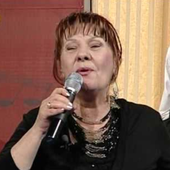 atina-apostolova-glavna-foto.png