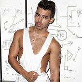 Joe Jonas