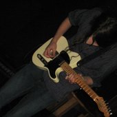 alex+guitar