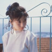 高井麻巳子