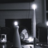 V.jpg