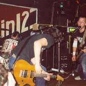 Shikari_Bradford_1_in_12_030502_Bas_II.jpg