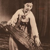 Scattered Melodies: Korean Kayagum Sanjo
