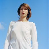 Aldous-Harding-Image-credit_Clare-Shilland.jpg