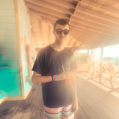 WavyPlaysGames 的头像