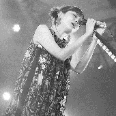 Kayoko Yoshizawa performing live