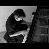 Greg Hosharian - Piano 