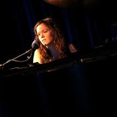 Allison Crowe - live in New York City