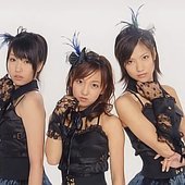 板野友美・佐藤夏希・宮澤佐江