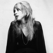 Stevie Nicks, 1975