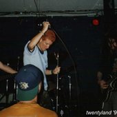 Four Walls Falling (Arnhem, de Goudvishal, 07/02/95)