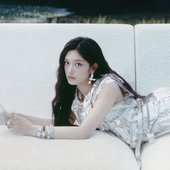 𝐈𝐕𝐄 𝐒𝐄𝐂𝐑𝐄𝐓