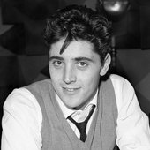 Sacha Distel