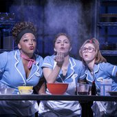 4.-Waitress-Adelphi-Theatre-Marisha-Wallace-Becky-Katharine-McPhee-Jenna-and-Laura-Baldwin-Dawn-Photographer-Johan-Persson-1024x683.jpg