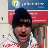 Kommune Svin [Explicit]