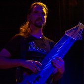 Warr guitar - Sylvain Bayol