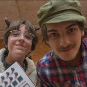 CABRA SENSE GORRA a la Facultat de Biologia