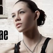 shae-indonesian-singer-28347755-3a52-4cd6-9c0f-839405a7768-resize-750.png