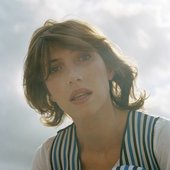 Aldous Harding by Clare Shilland (Cropped)