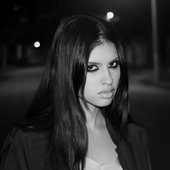b&w