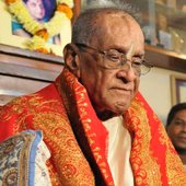 Bhimsen Joshi upon receiving the Bharat Ratna