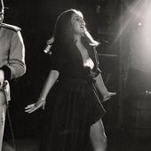 Kiri Te Kanawa singing on stage (as Carmen)