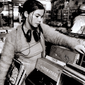björk-checking-for-new-records-in-late-1980s-v0-4r2qyupc6tca1.png