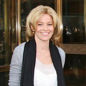 Elizabeth Banks 