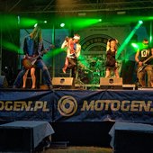 LIVE 1