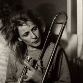 mw195384_534x800.jpg