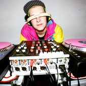 Caradeniño DJ