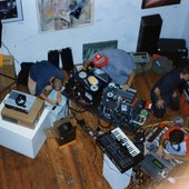 Chris_Farmer_aka_CRUX_on_the_left,_LESSER_in_the_hat_and_KID_606.jpg