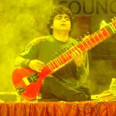 Niladri Kumar live