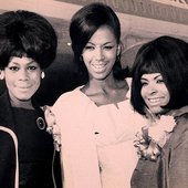 Marvelettes-pic-24Young1-swim-Edited.jpg