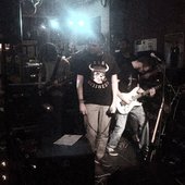 noisedriver performing in Café Paradox