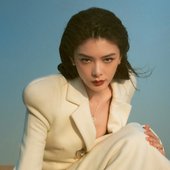 傅菁