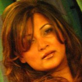 Suzanne D'Mello