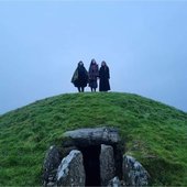 Gwragedd Annwn ar Fryn Celli Ddu bore Alban Albarth 221222.jpg