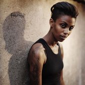 Adiam Dymott