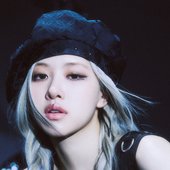 r.jpg
