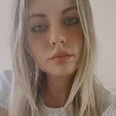 millie___ 的头像