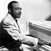 Count_Basie_(1955_Kriegsmann_portrait_-_square_crop).jpg