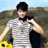 บี้